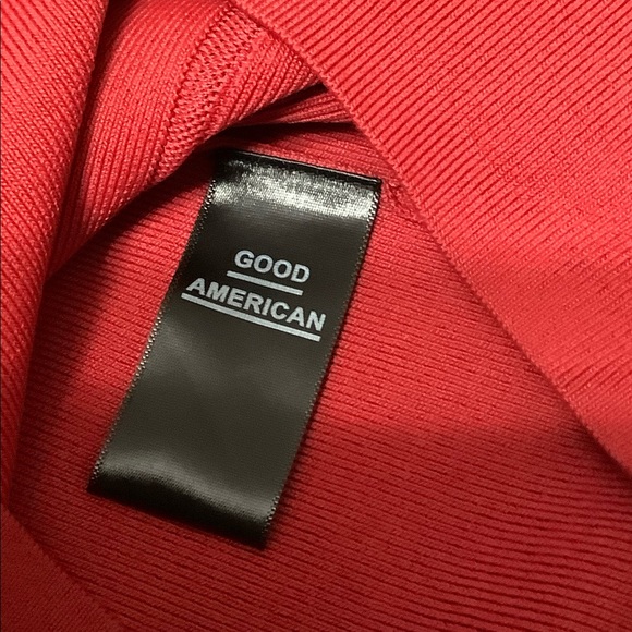 Good American Size 4 - Picture 7 of 10